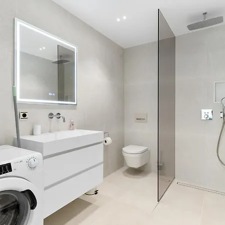 Beachfront Complex Jardines De Golondrinas Elviria * Марбелья